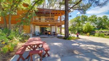 Khu ẩm thực ngoài trời