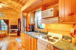 House (1 Bedroom) | Interior