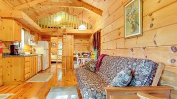 House (1 Bedroom) | Interior