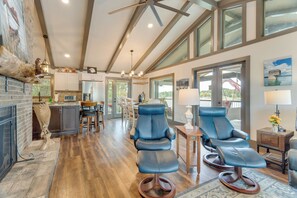 Nhà (2 Bedrooms) | Nội thất