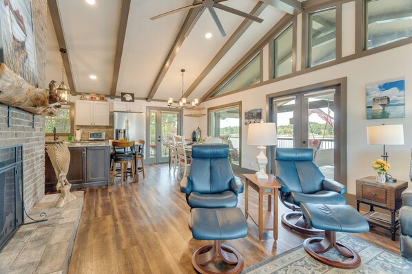 House (2 Bedrooms) | Interior - Lakefront Hayesville Retreat w/ Private Swim Dock (Hayesville)