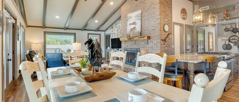 Casa (2 Bedrooms) | Interior