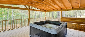 3 Mi to Lake! Mammoth Cave Cabin w/ Fire Pit