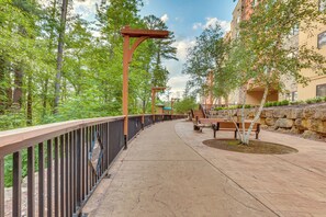 Interior - Wisconsin Dells Resort Condo: Golf Course On-site (Wisconsin Dells)