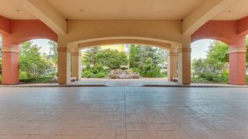 Apartment (0 Bedroom) | Interior