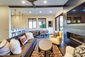 Apartment (1 Bedroom) | Interior - Sun Valley Condo w/ Furnished Patio: Near Skiing! (Sun Valley)