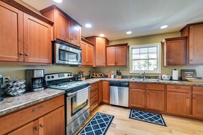 House (4 Bedrooms) | Interior - Lakefront Gilbertville Haven w/ Private Boat Dock! (Gilbertsville)