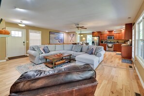 House (4 Bedrooms) | Interior