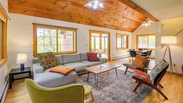 Rumah (4 Bedrooms) | Interior