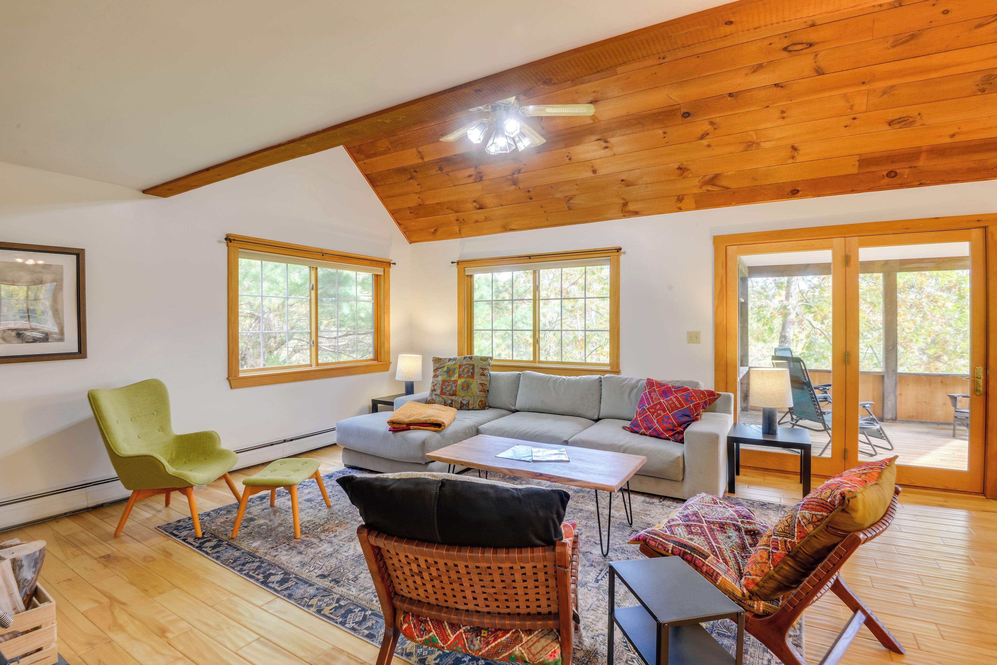 House (4 Bedrooms) | Front of property