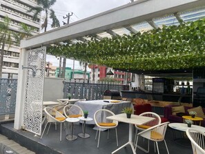 Bar (on property) - RUSH LAGOS HOTEL SUITES AND LAUNGE (Lagos)