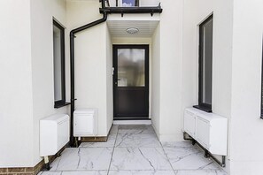 Basic Apartment, Multiple Beds | Exterior - Beautiful 3 Bed Abode in Hanwell (London)