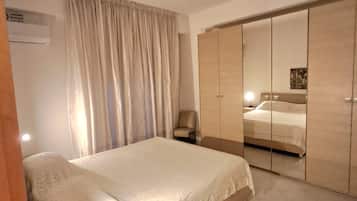 1 Schlafzimmer, Bügeleisen/Bügelbrett, Reisekinderbett, kostenloses WLAN