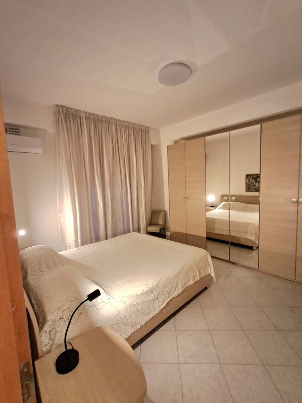 1 Schlafzimmer, Bügeleisen/Bügelbrett, Reisekinderbett, kostenloses WLAN