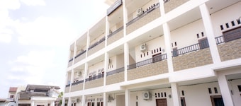 OYO Life 2354 Rose House