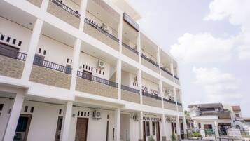 Mặt tiền nơi lưu trú