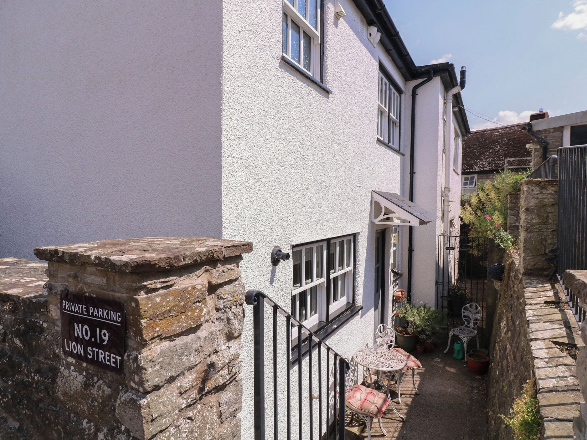 Cottage | Exterior