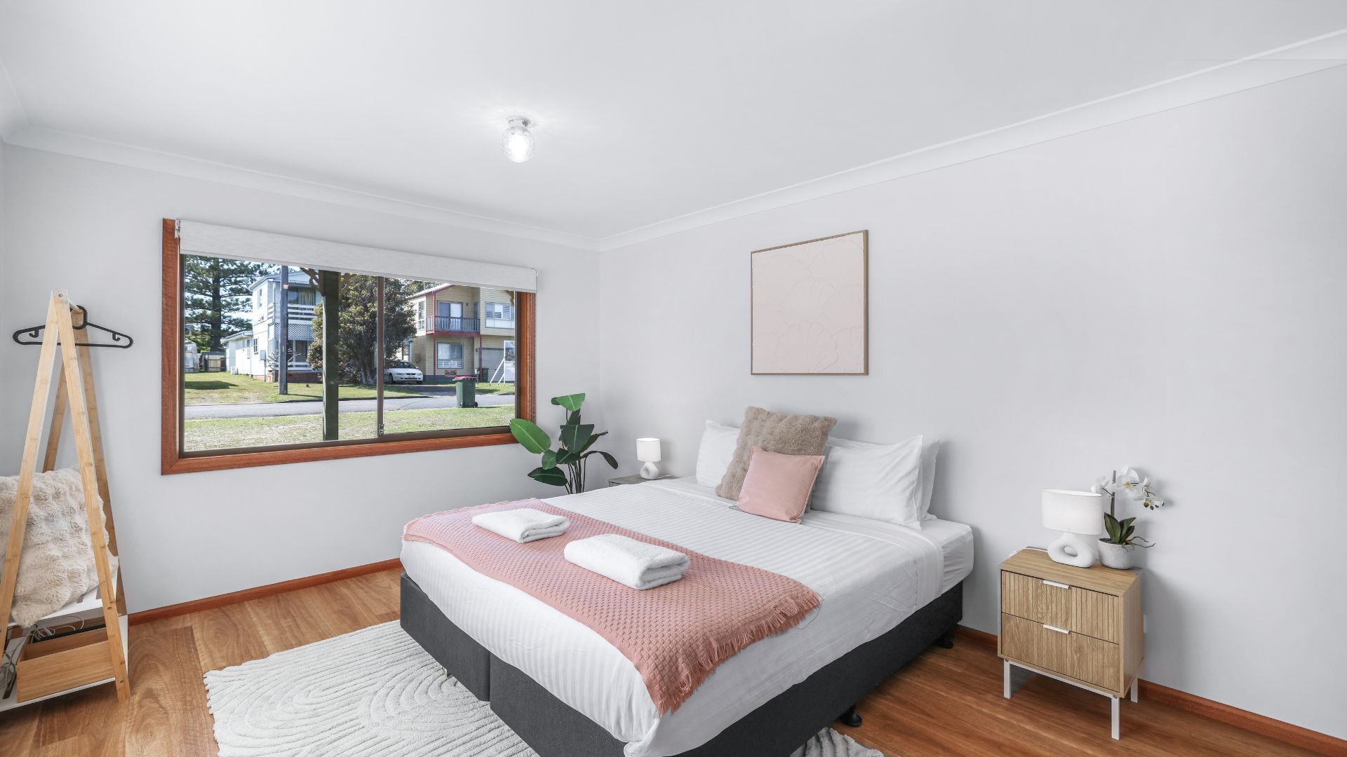 3 bedrooms, iron/ironing board, travel cot, WiFi