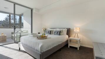 2 bedrooms, iron/ironing board, travel cot, WiFi