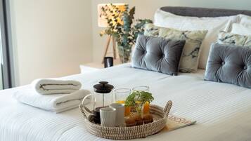 2 Schlafzimmer, BĂŒgeleisen/BĂŒgelbrett, Reisekinderbett, WLAN