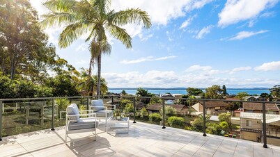 Coastal Breezes – water views, swimming pool, walk to beach