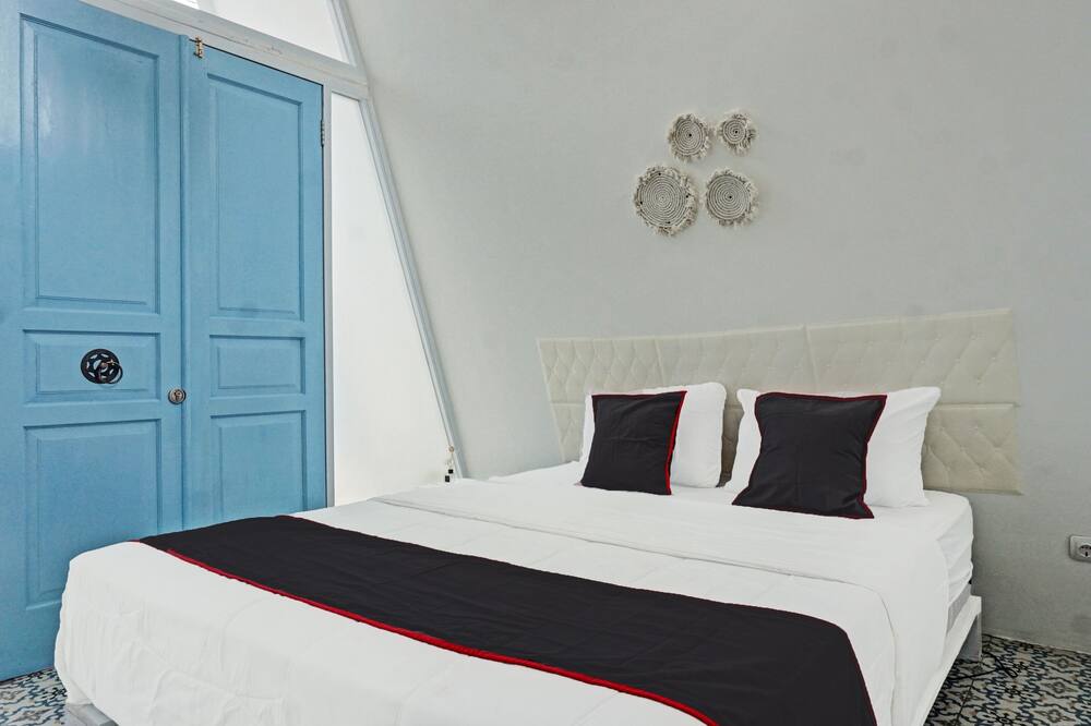 OYO Life 2366 Gatsu Kost