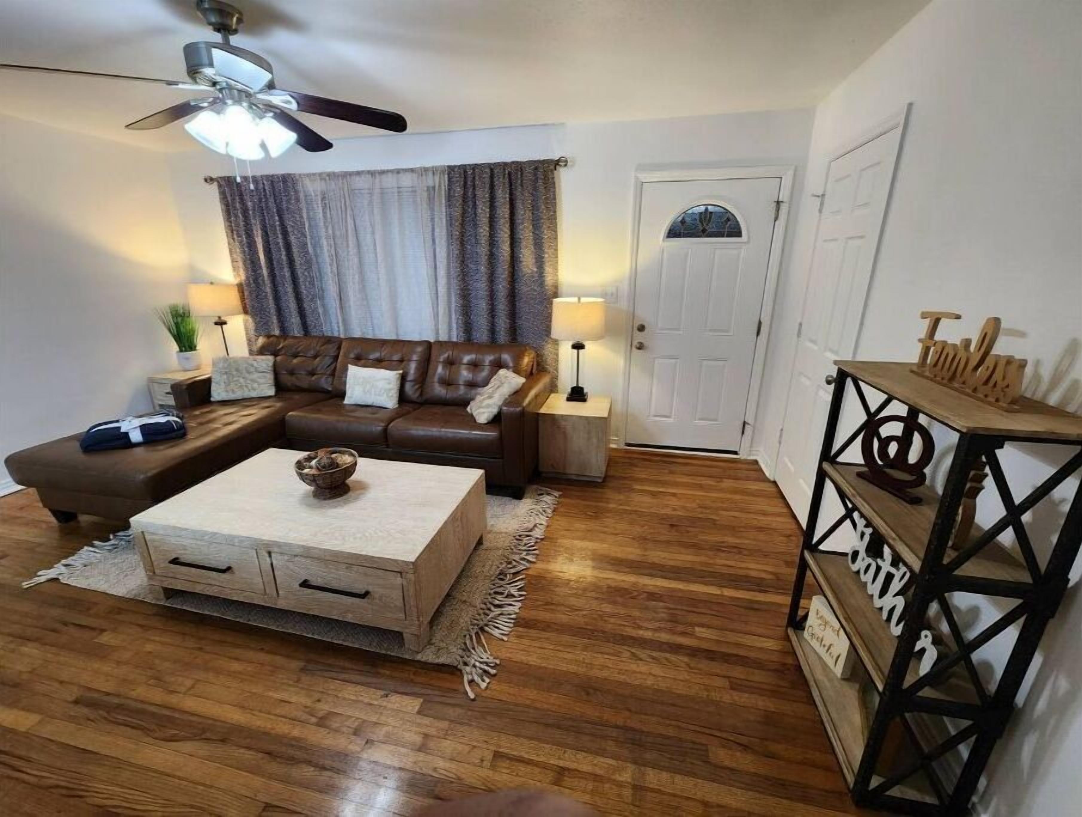 Really close to FSU, walking distance! 5 br/2 full bath, 8 min drive to Airport!