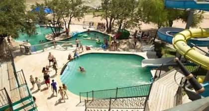 Sunset Cove Lakefront Home on LakeTravis w/ Dock