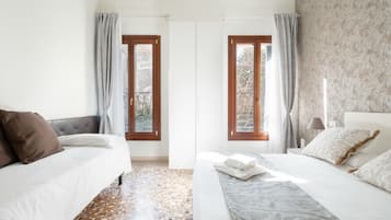 2 Schlafzimmer, Bügeleisen/Bügelbrett, kostenloses WLAN, Bettwäsche