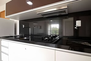 Basic Apartment | Private kitchen