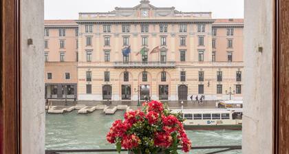 Camera 4 - Grand Canal Suites by Wonderful Italy