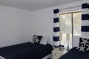 2 bedrooms, bed sheets