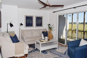 Smart TV - Fiddler on the Creek | Waterfront w/ Lighthouse Views, Kayaks & Dock (Chincoteague)