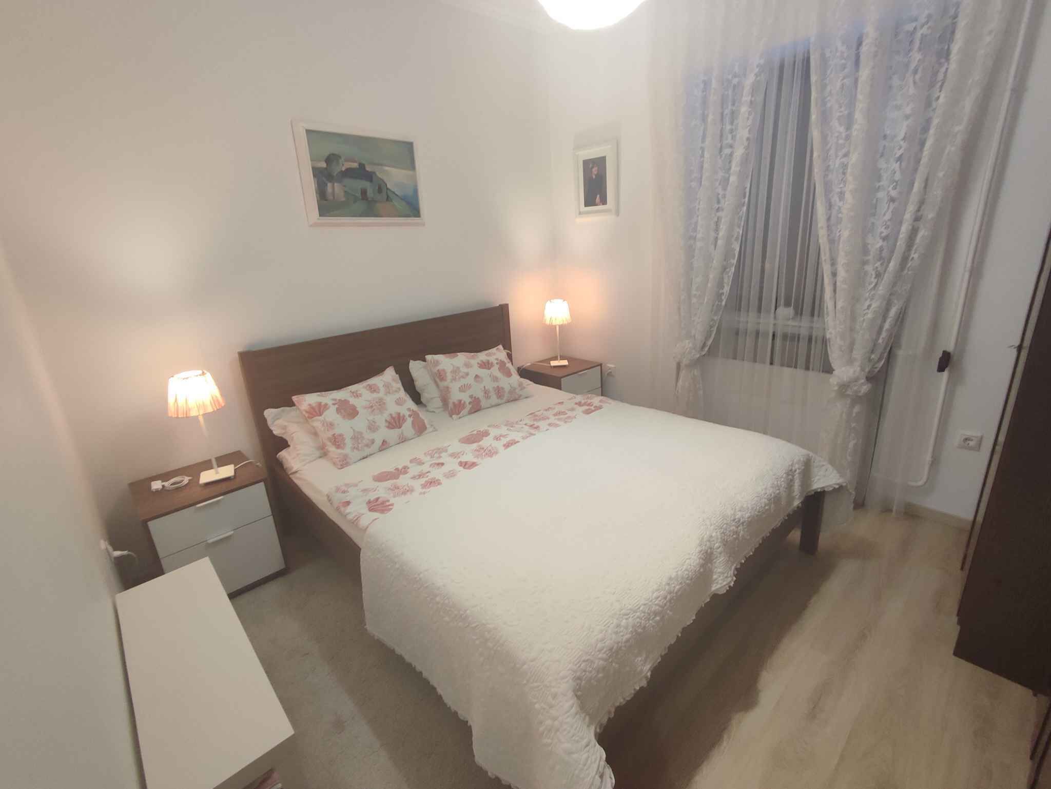 4 makuuhuonetta, Wi-Fi