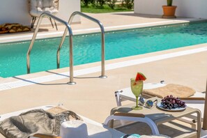 Pool - Villa Elios Mare (Rhodes)
