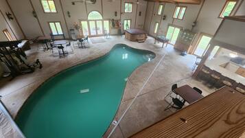 Piscine couverte, piscine chauffée