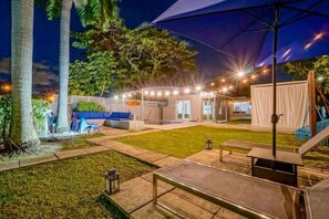 Terrace/patio - Riverfront Oasis Heated Pool/Great Outdoor Space
 (Miami)