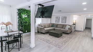 Smart TV y impresora