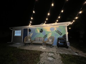 Property grounds - Spacious Retreat for the whole family, Pet-Friendly, Near Downtown! (Fort Myers)