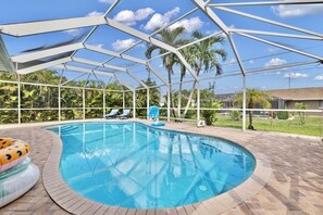 Piscine extérieure
