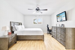 4 soverom, strykejern/-brett, wi-fi og sengetøy