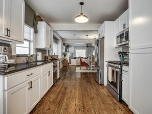 Fridge, microwave, oven, stovetop - Casa del Paseo - Stunning 3 Br Charmer near Paseo
(Oklahoma City)