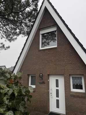 تفاصيل الفندق من الخارج