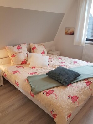2 bedrooms, free WiFi - 3 Zimmer, Küchenzeile, Bad, Terrasse, Garten, Keine Haustiere Erlaubt, Nichtraucher-haus (Cuxhaven)