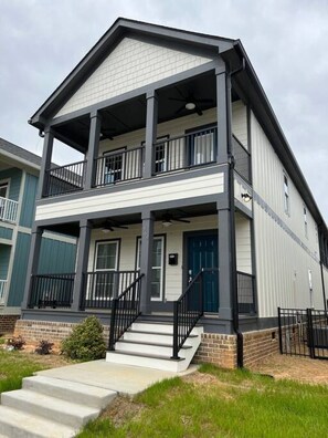 Exterior - Luxury 4B/4.5b Home, EV Charger, deck by MCG #4 (Augusta)