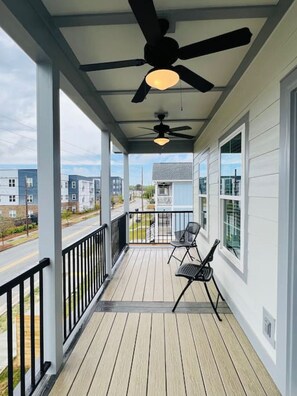 Unclassified image, 3 of 45, button - Luxury Medical District Home, EV Charger, Gated #6 (Augusta)