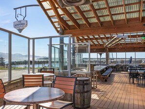 Outdoor dining - Cape Meares Lake & Beach Retreat | Views + Beach (Tillamook)