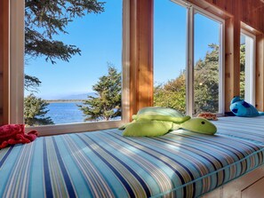 4 bedrooms, desk, iron/ironing board, travel crib - Cape Meares Lake & Beach Retreat | Views + Beach (Tillamook)
