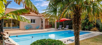 House for 6 - Pool and relaxation