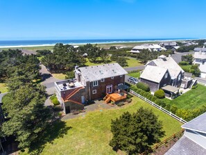 Exterior - Gearhart Highlands • Hot Tub • Golf • Dog Friendly (Gearhart)